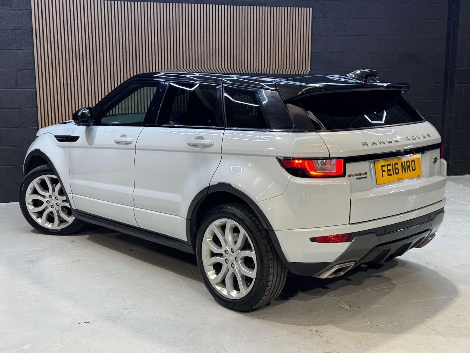 Used Land Rover Range Rover Evoque 2016 for sale - 76719545: Photo 33