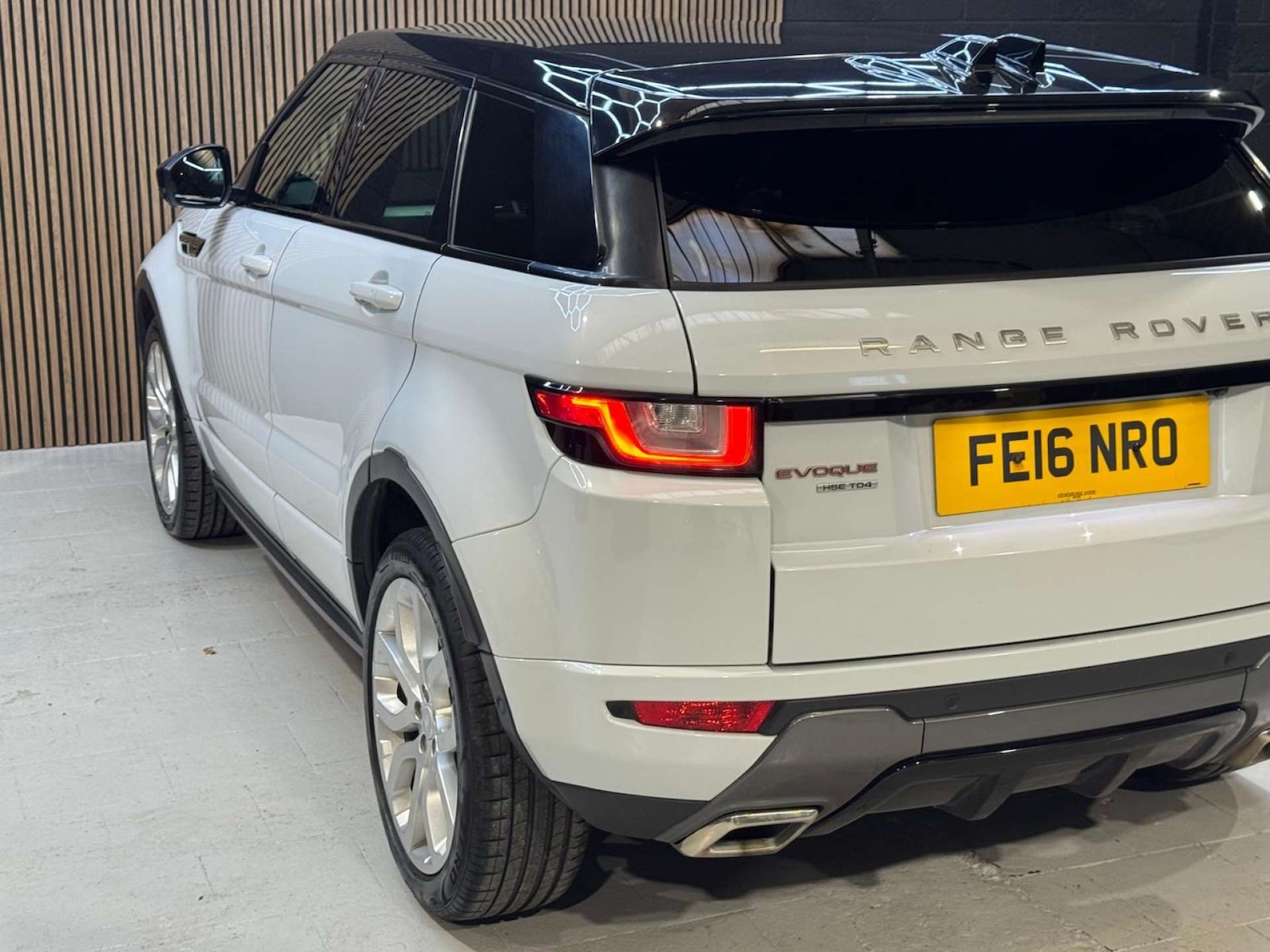 Used Land Rover Range Rover Evoque 2016 for sale - 76719545: Photo 35