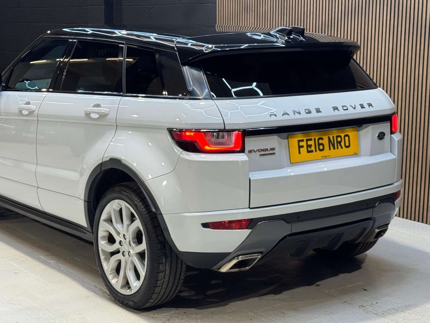 Used Land Rover Range Rover Evoque 2016 for sale - 76719545: Photo 36