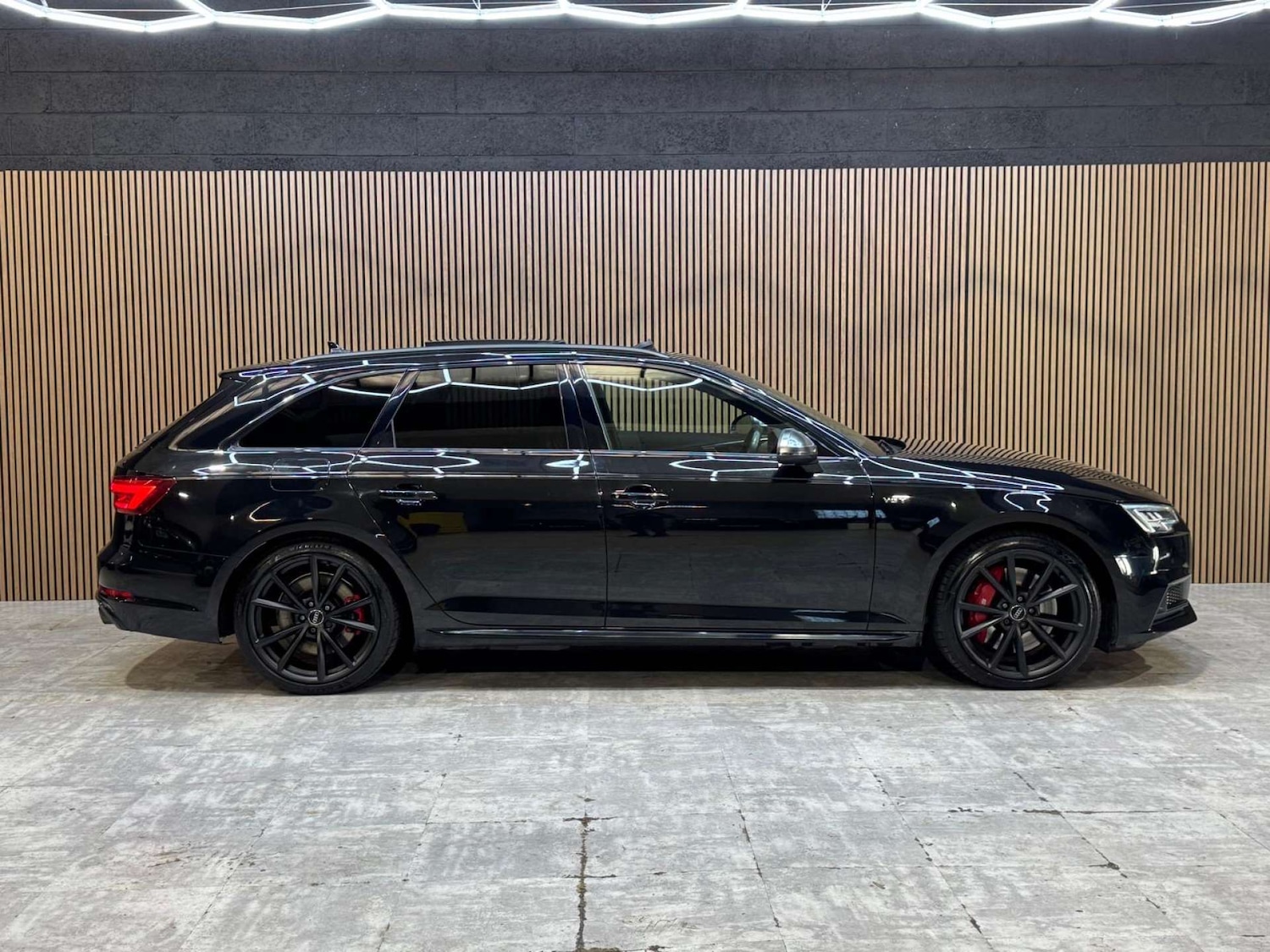 Used Audi A4 2017 for sale - 77833269: Photo 18