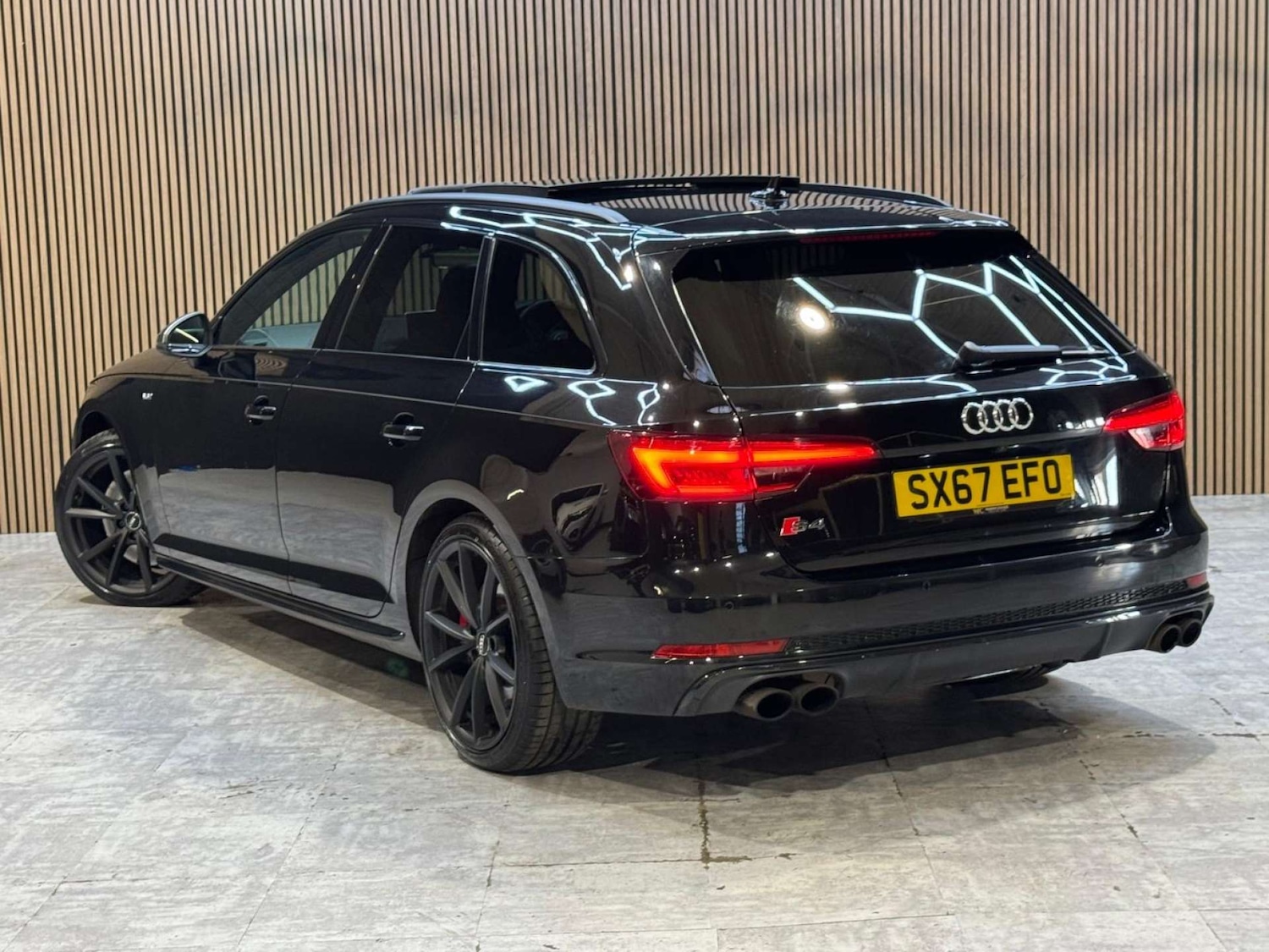 Used Audi A4 2017 for sale - 77833269: Photo 28