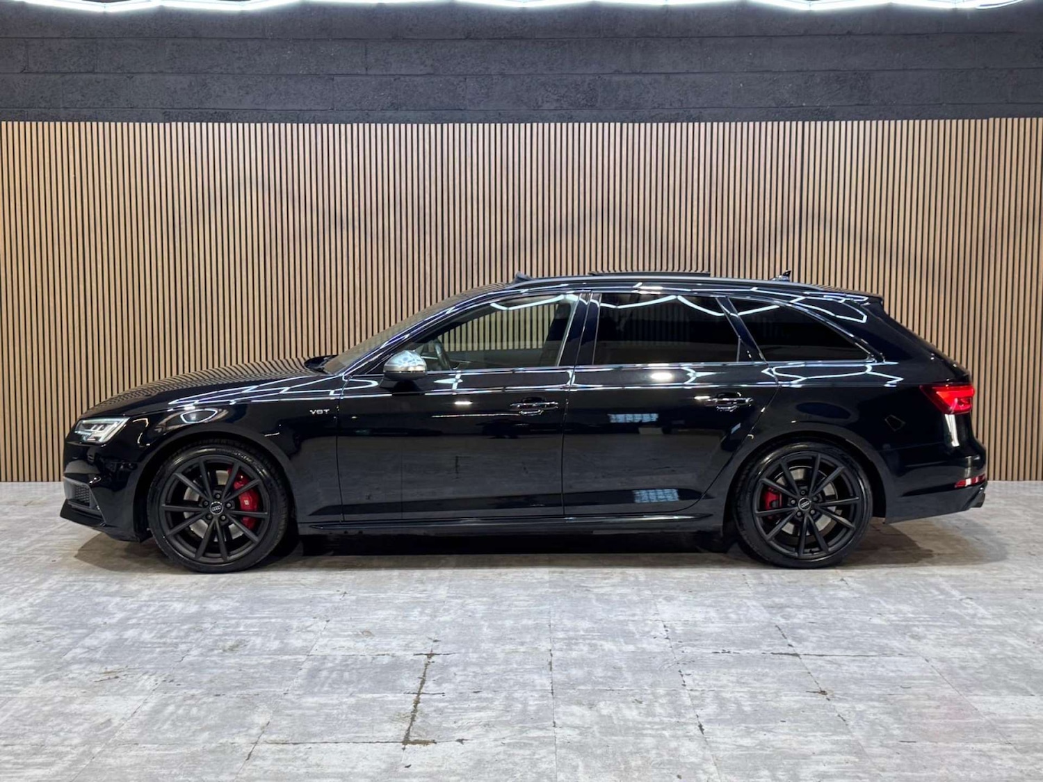 Used Audi A4 2017 for sale - 77833269: Photo 31