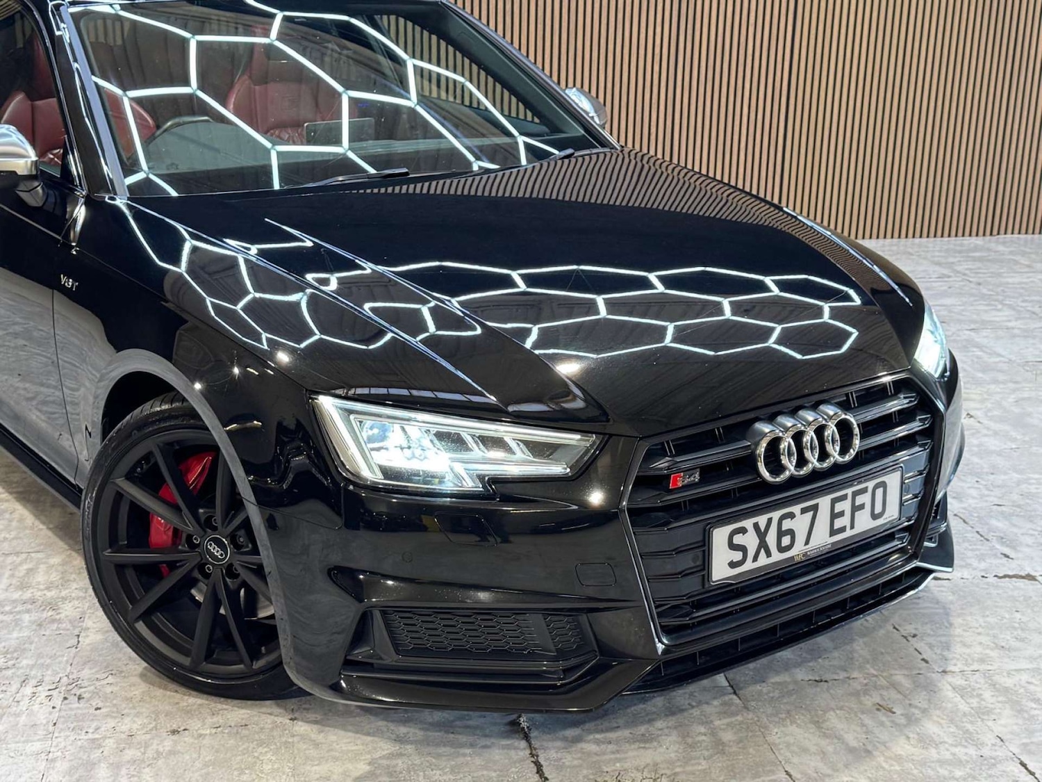 Used Audi A4 2017 for sale - 77833269: Photo 8