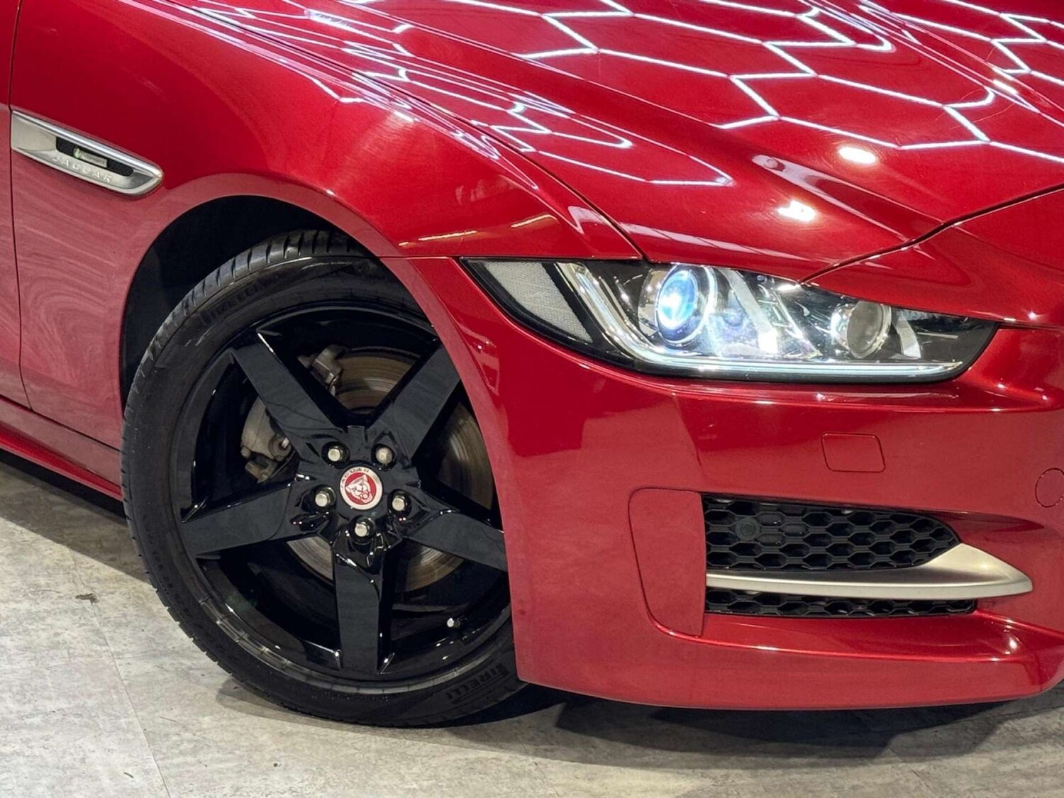 Used Jaguar XE 2018 for sale - 78172531: Photo 12