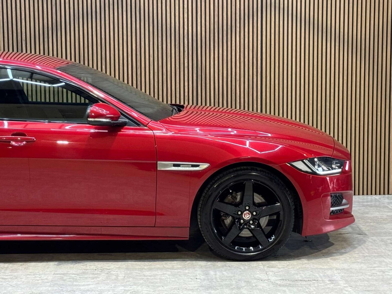 Used Jaguar XE 2018 for sale - 78172531: Photo 14