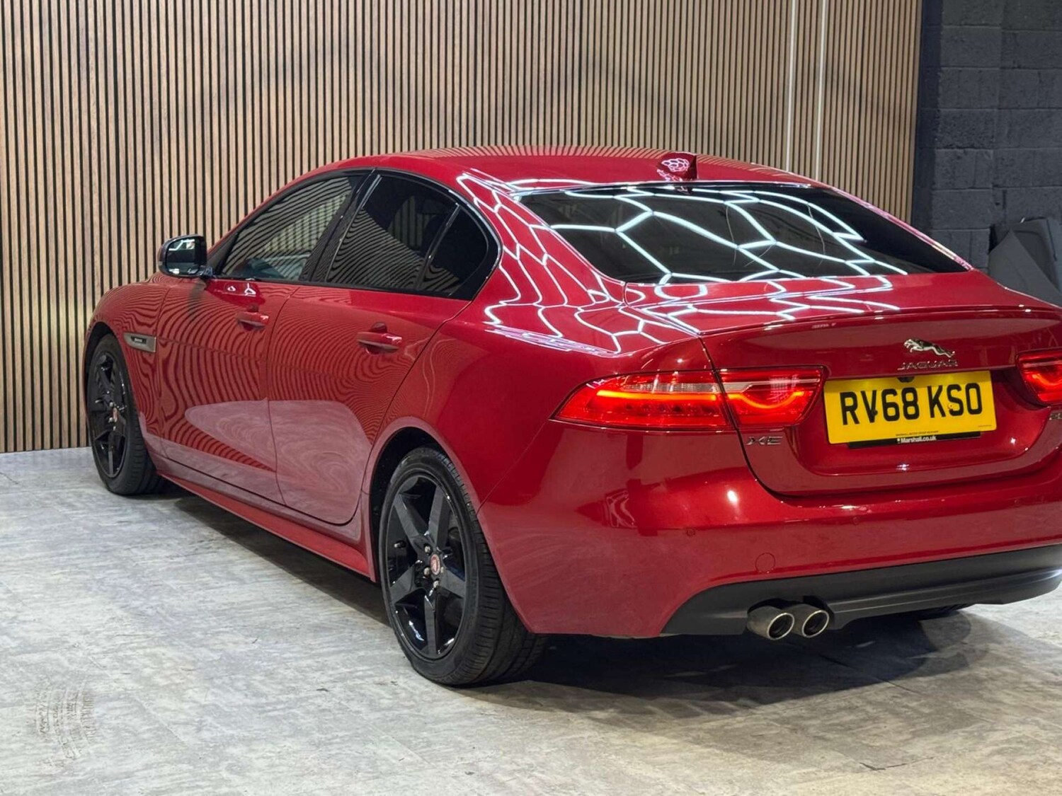 Used Jaguar XE 2018 for sale - 78172531: Photo 22
