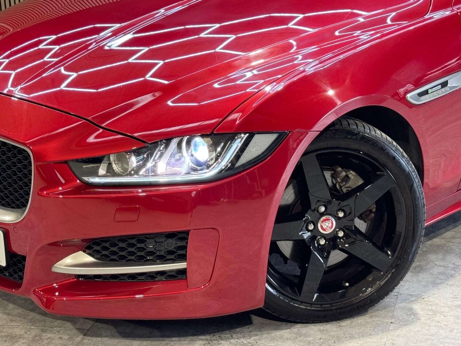 Used Jaguar XE 2018 for sale - 78172531: Photo 39