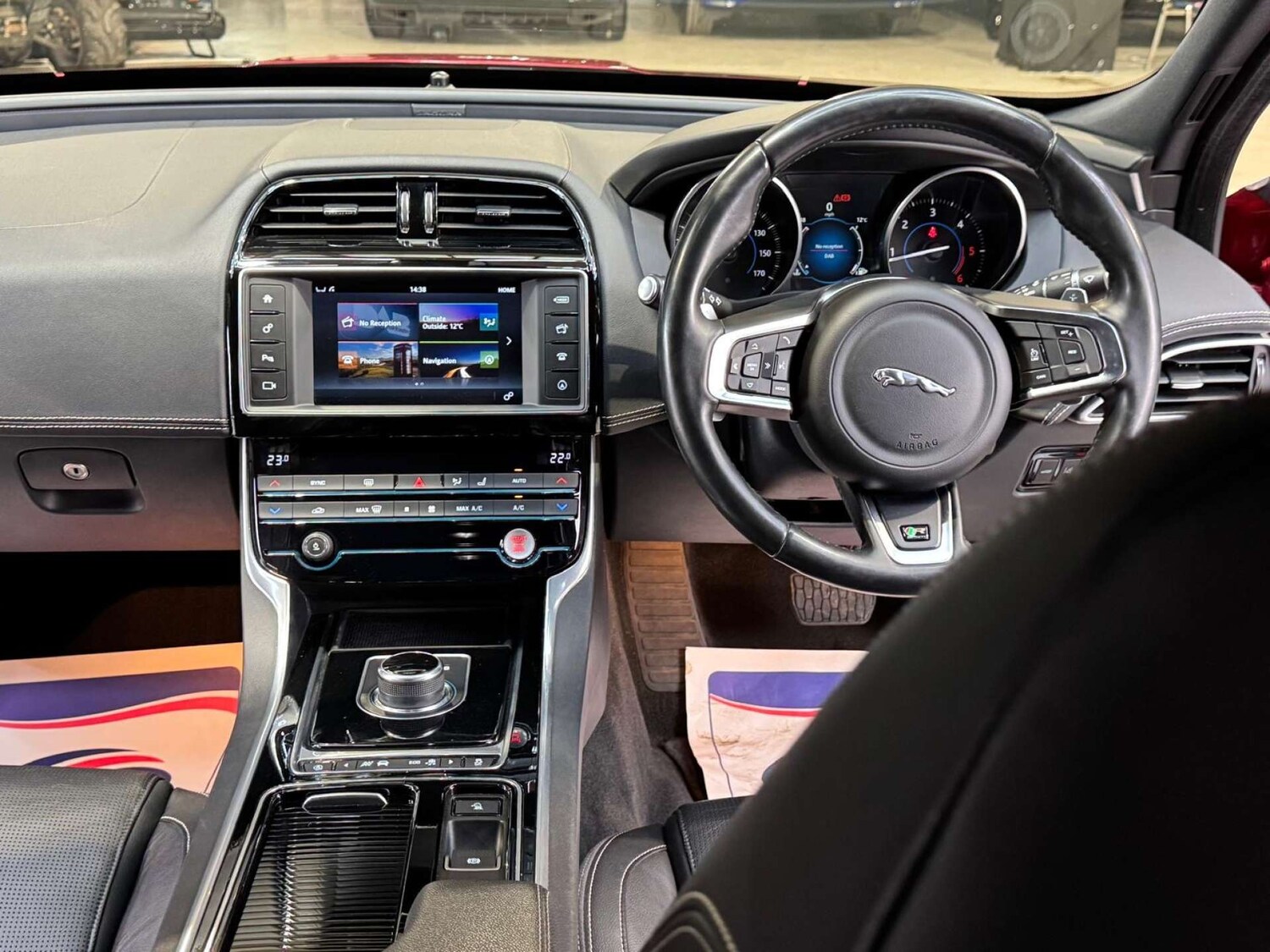 Used Jaguar XE 2018 for sale - 78172531: Photo 43