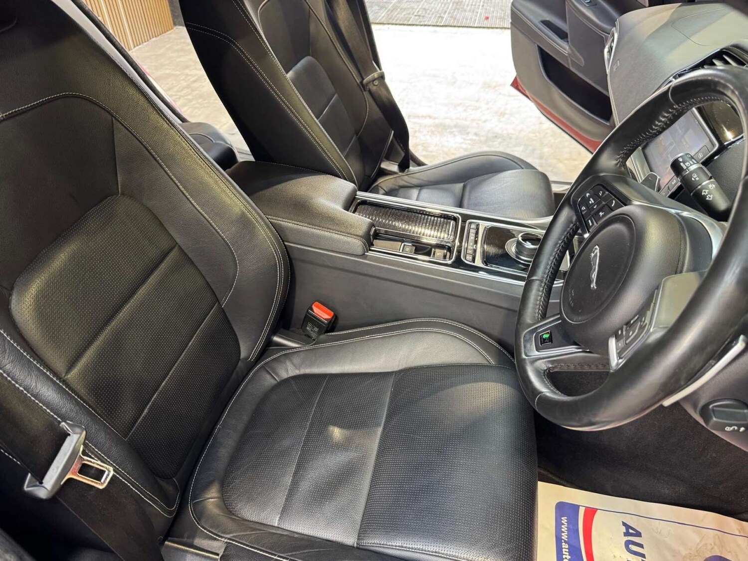 Used Jaguar XE 2018 for sale - 78172531: Photo 44