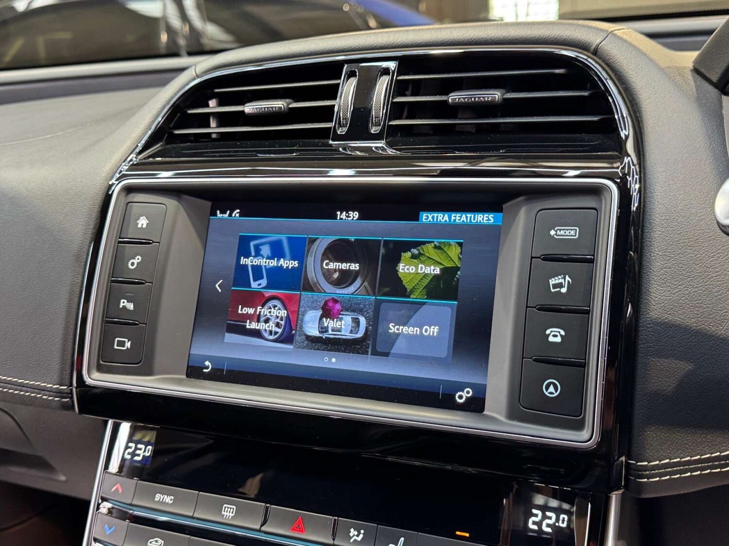 Used Jaguar XE 2018 for sale - 78172531: Photo 54