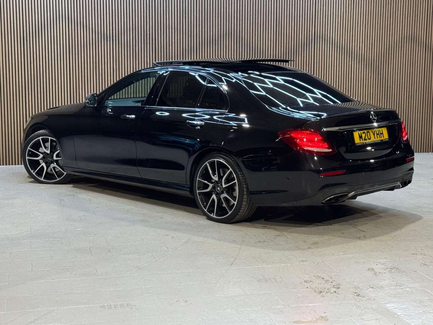 Used Mercedes-Benz E Class 2017 for sale - 77084209: Photo 22