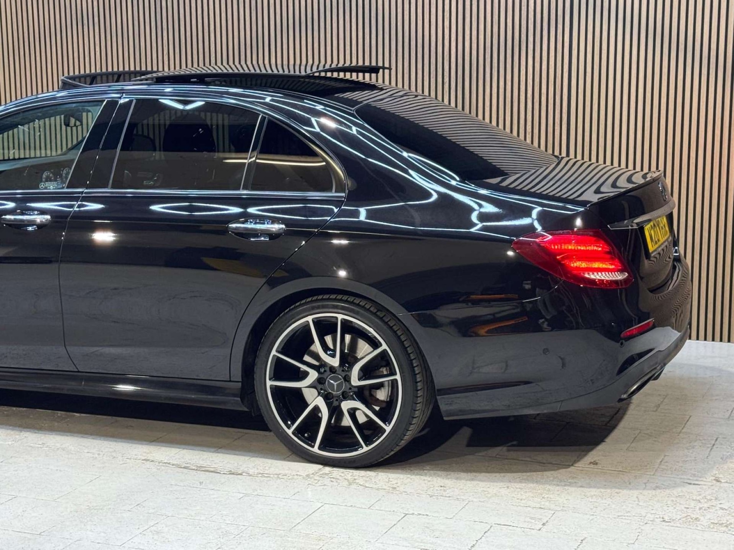 Used Mercedes-Benz E Class 2017 for sale - 77084209: Photo 29