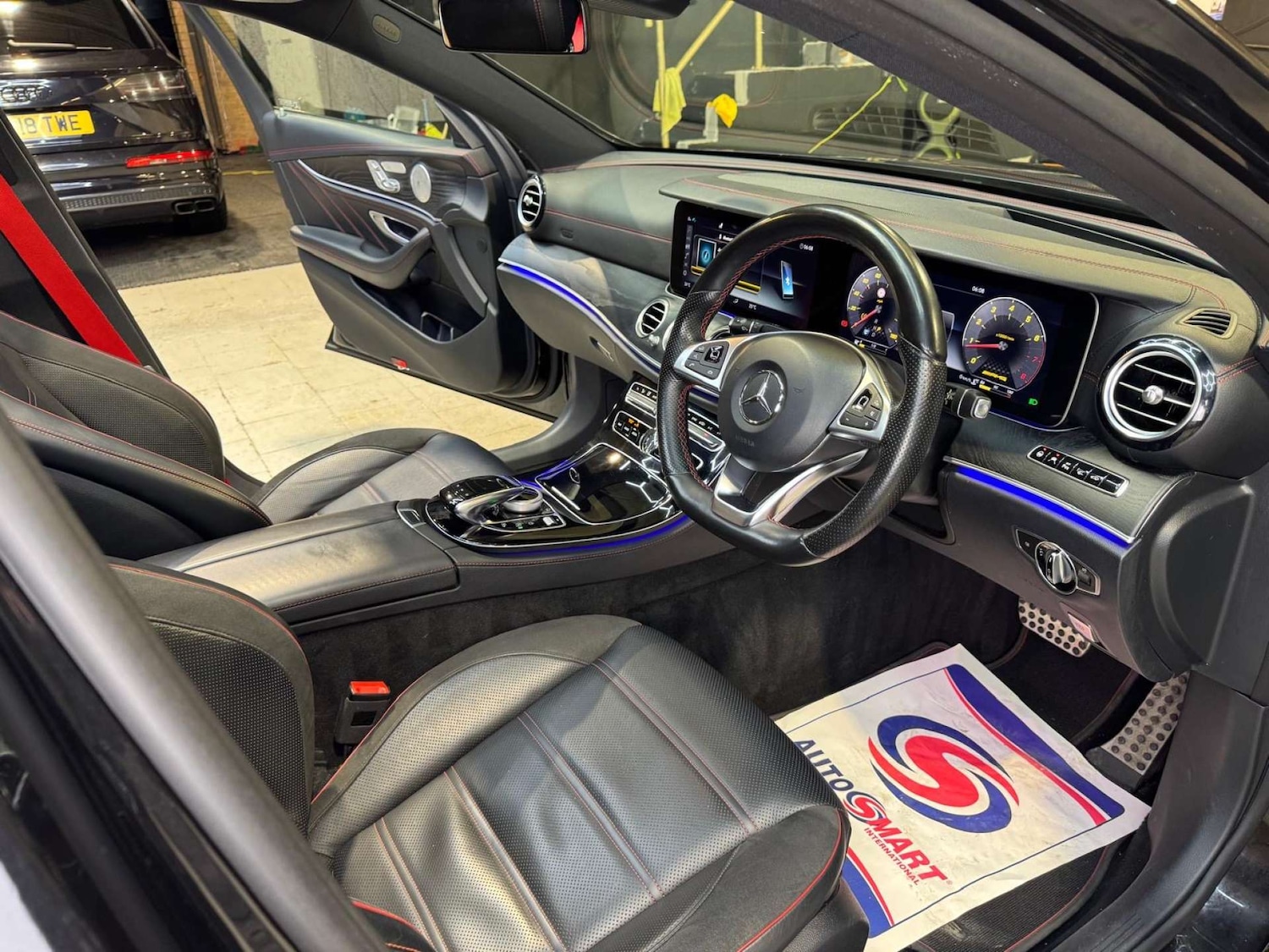 Used Mercedes-Benz E Class 2017 for sale - 77084209: Photo 3