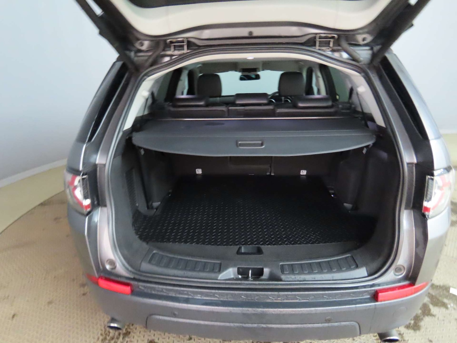 Used Land Rover Discovery Sport 2015 for sale - 77207699: Photo 8