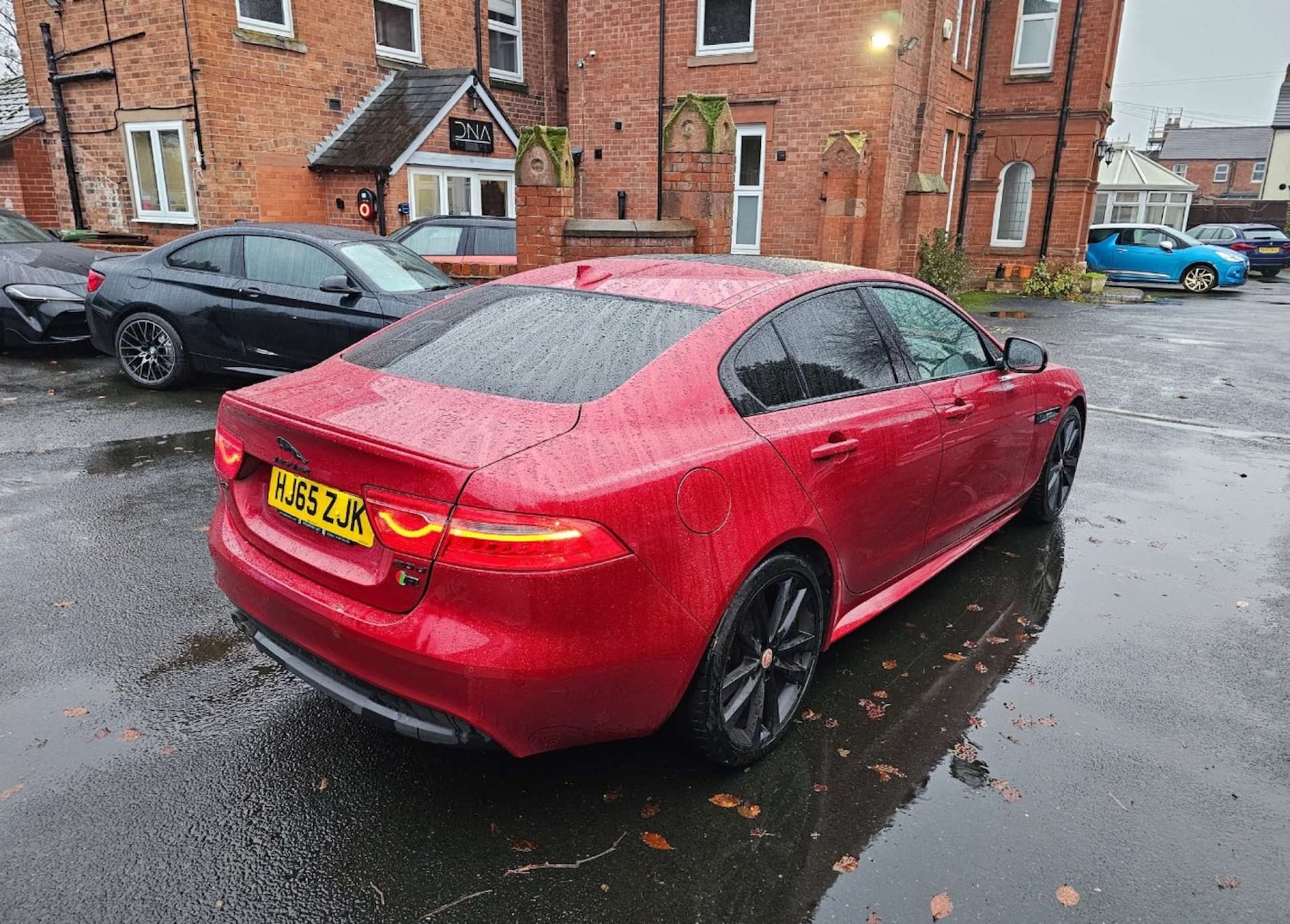 Used Jaguar XE 2015 for sale - 77022624: Photo 5