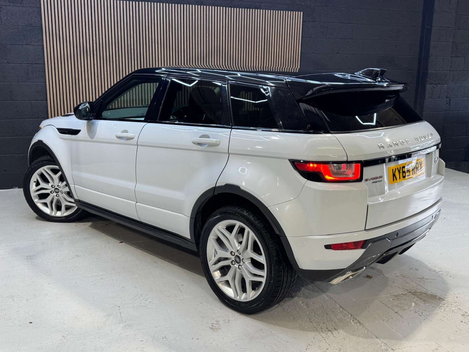 Used Land Rover Range Rover Evoque 2015 for sale - 76663157: Photo 23