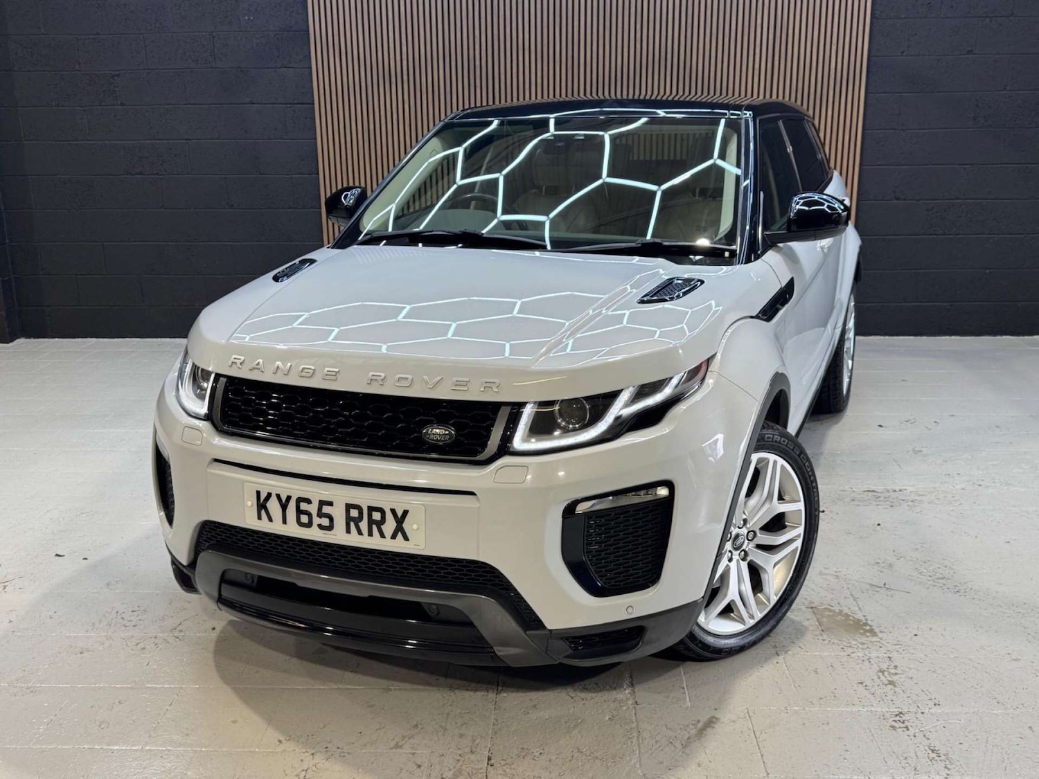 Used Land Rover Range Rover Evoque 2015 for sale - 76663157: Photo 28