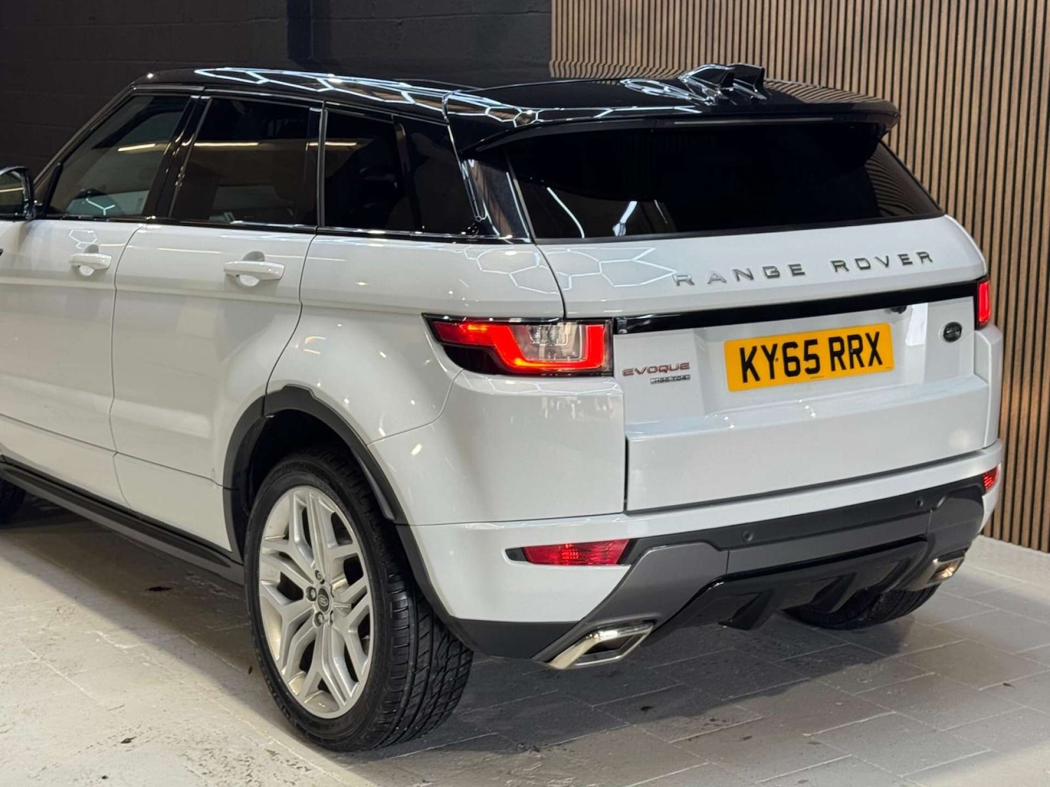 Used Land Rover Range Rover Evoque 2015 for sale - 76663157: Photo 29