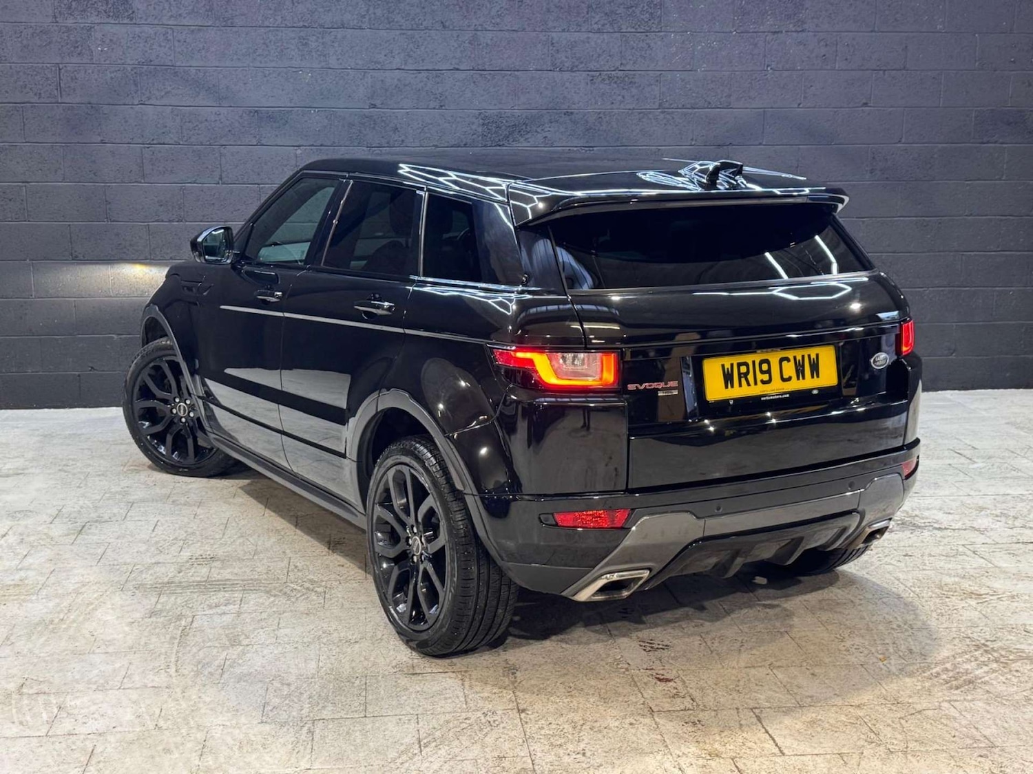 Used Land Rover Range Rover Evoque 2019 for sale - 76437908: Photo 21