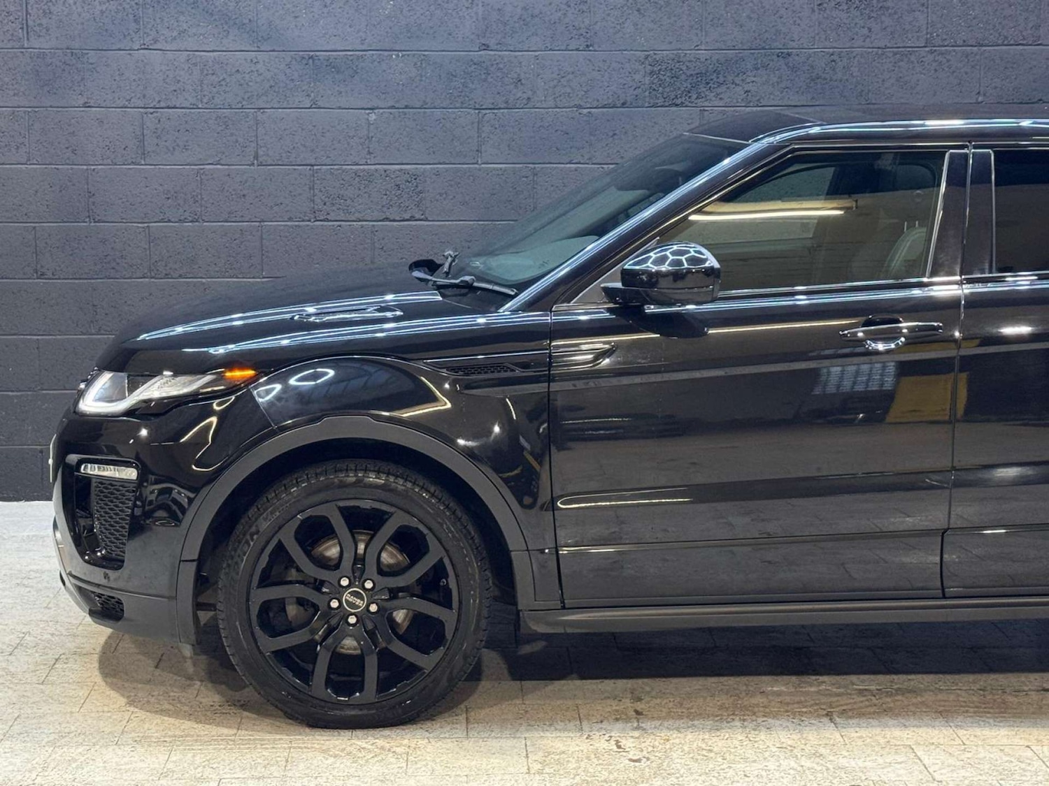 Used Land Rover Range Rover Evoque 2019 for sale - 76437908: Photo 28