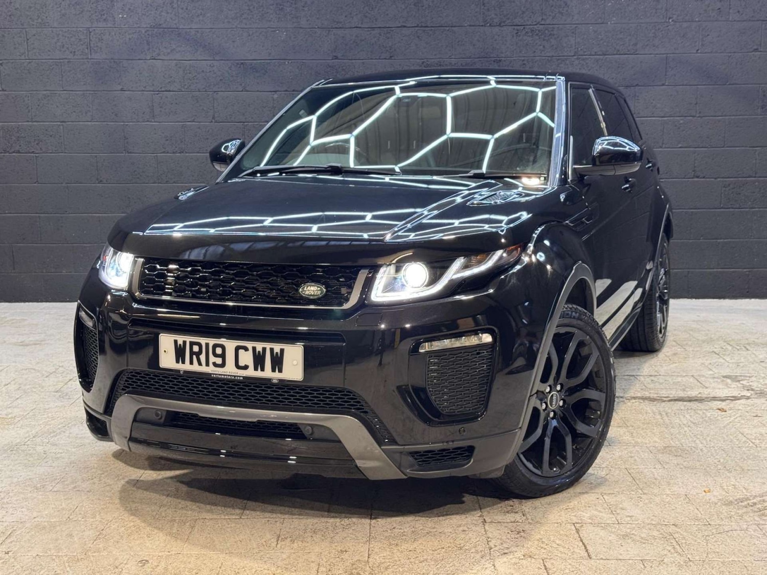 Used Land Rover Range Rover Evoque 2019 for sale - 76437908: Photo 31