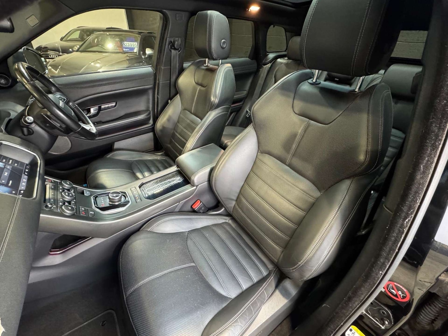 Used Land Rover Range Rover Evoque 2019 for sale - 76437908: Photo 66