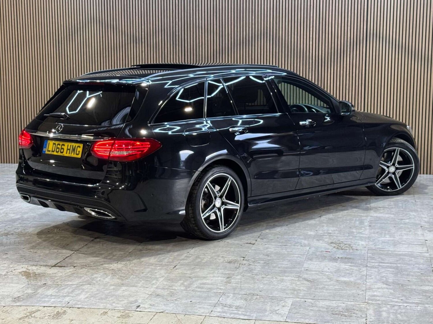 Used Mercedes-Benz C Class 2016 for sale - 77845656: Photo 20