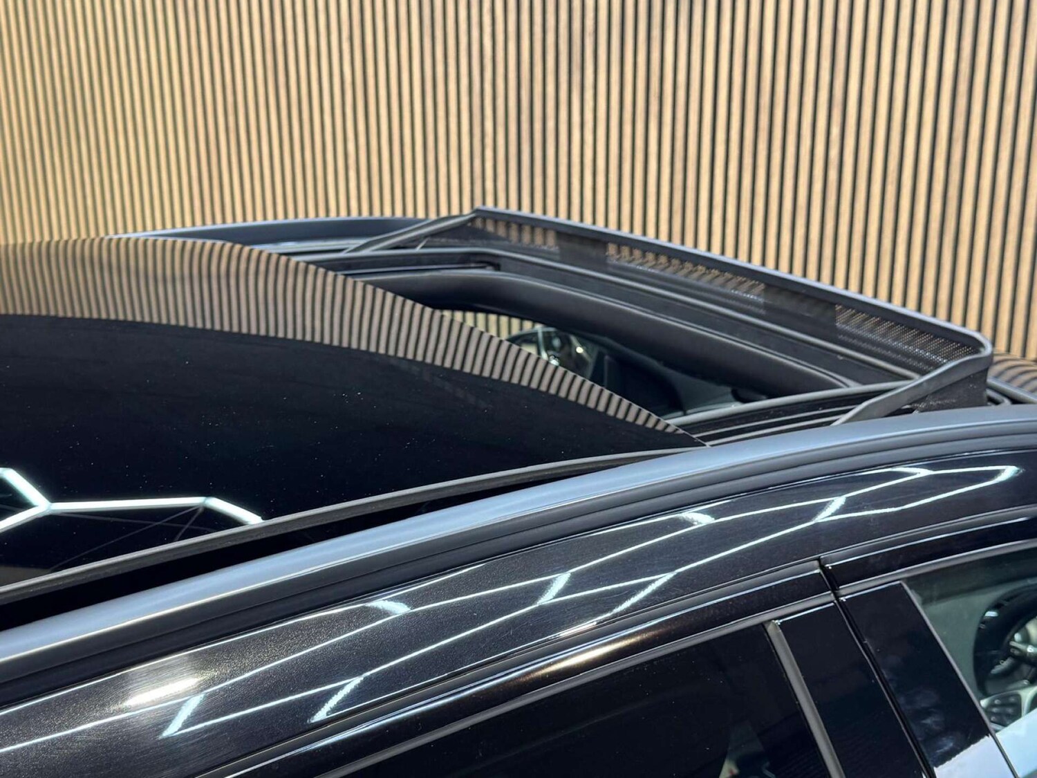 Used Mercedes-Benz C Class 2016 for sale - 77845656: Photo 23