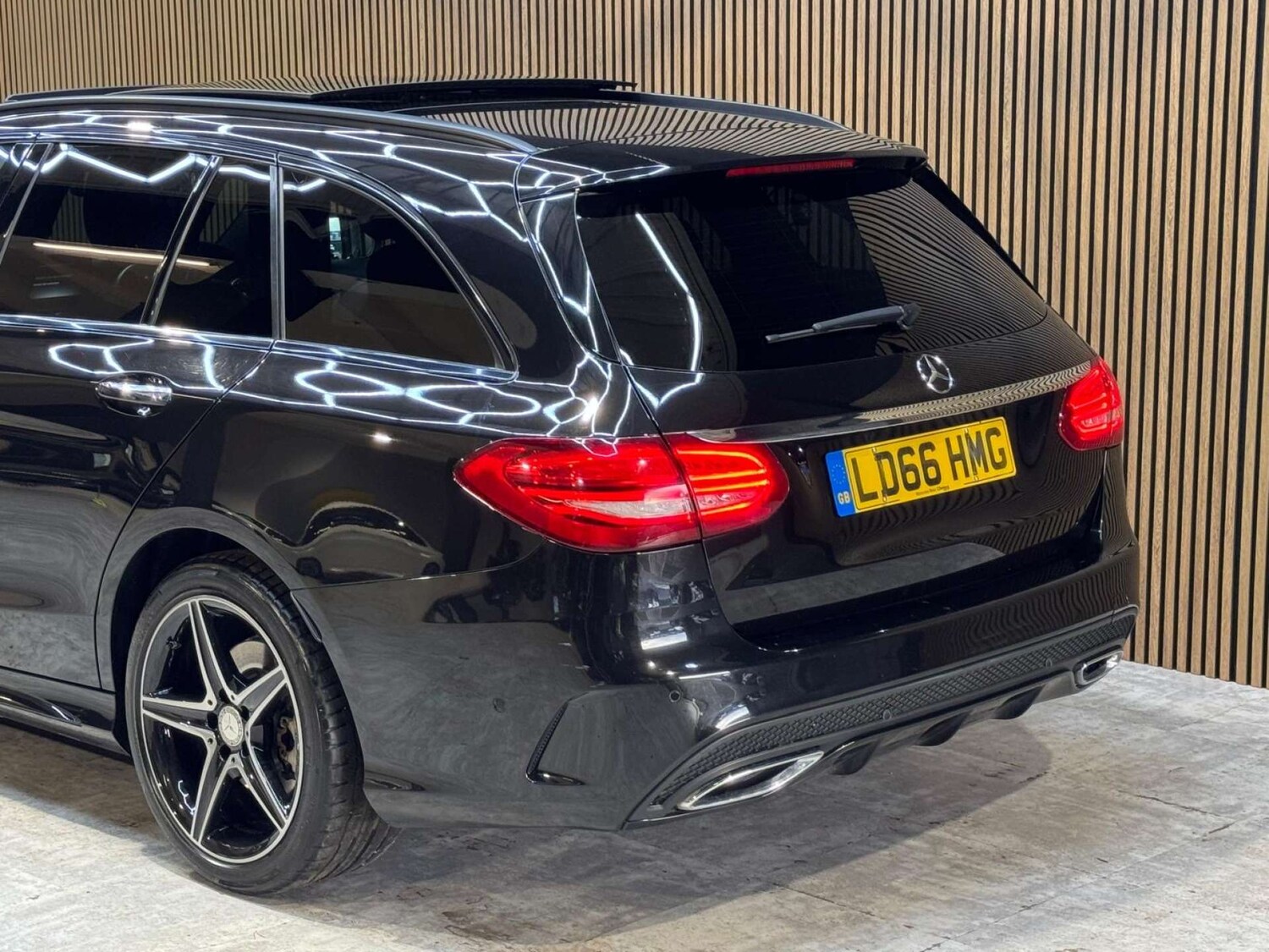 Used Mercedes-Benz C Class 2016 for sale - 77845656: Photo 34