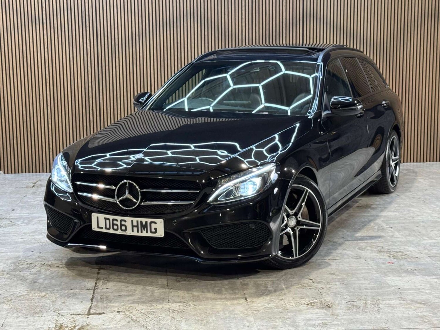 Used Mercedes-Benz C Class 2016 for sale - 77845656: Photo 37