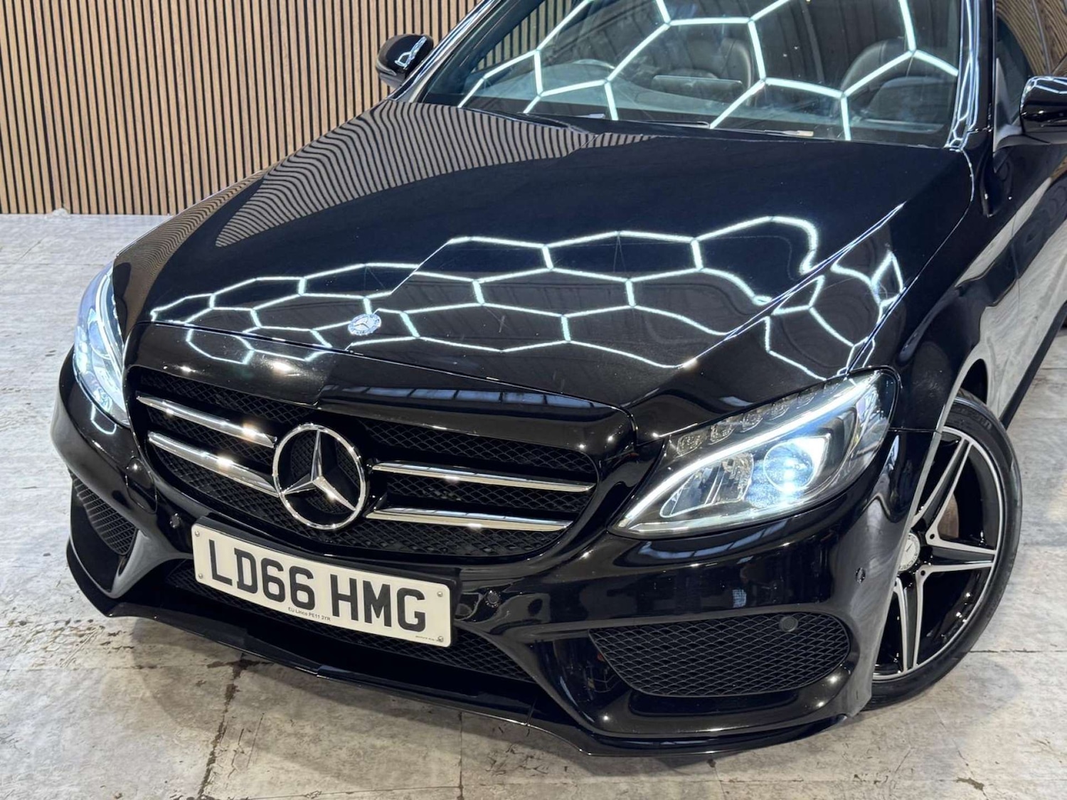 Used Mercedes-Benz C Class 2016 for sale - 77845656: Photo 40