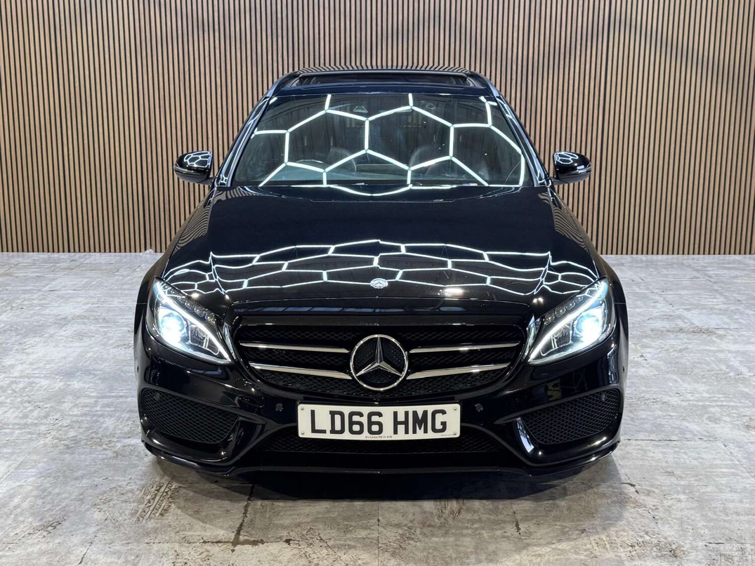 Used Mercedes-Benz C Class 2016 for sale - 77845656: Photo 41