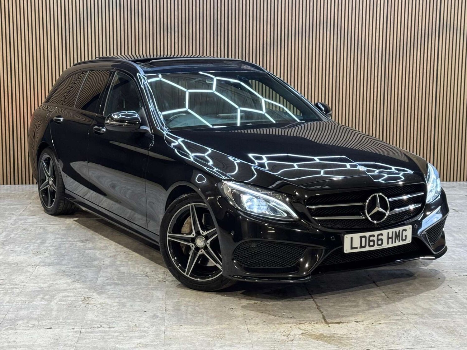 Used Mercedes-Benz C Class 2016 for sale - 77845656: Photo 7