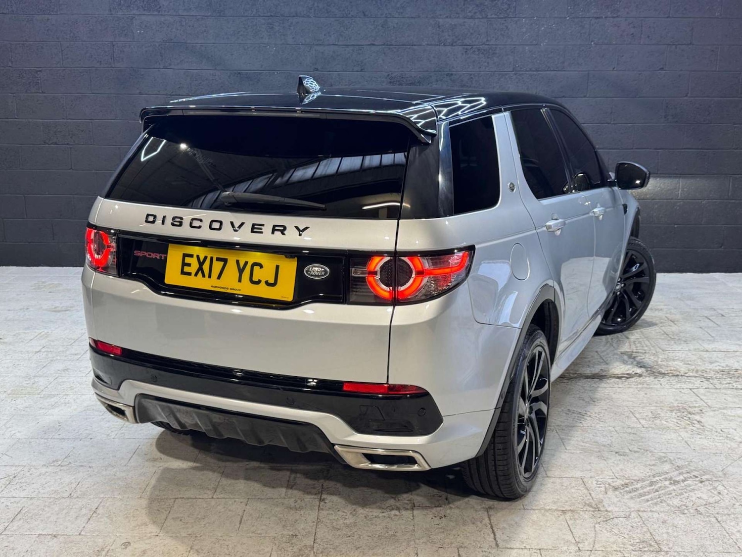 Used Land Rover Discovery Sport 2017 for sale - 77035686: Photo 2