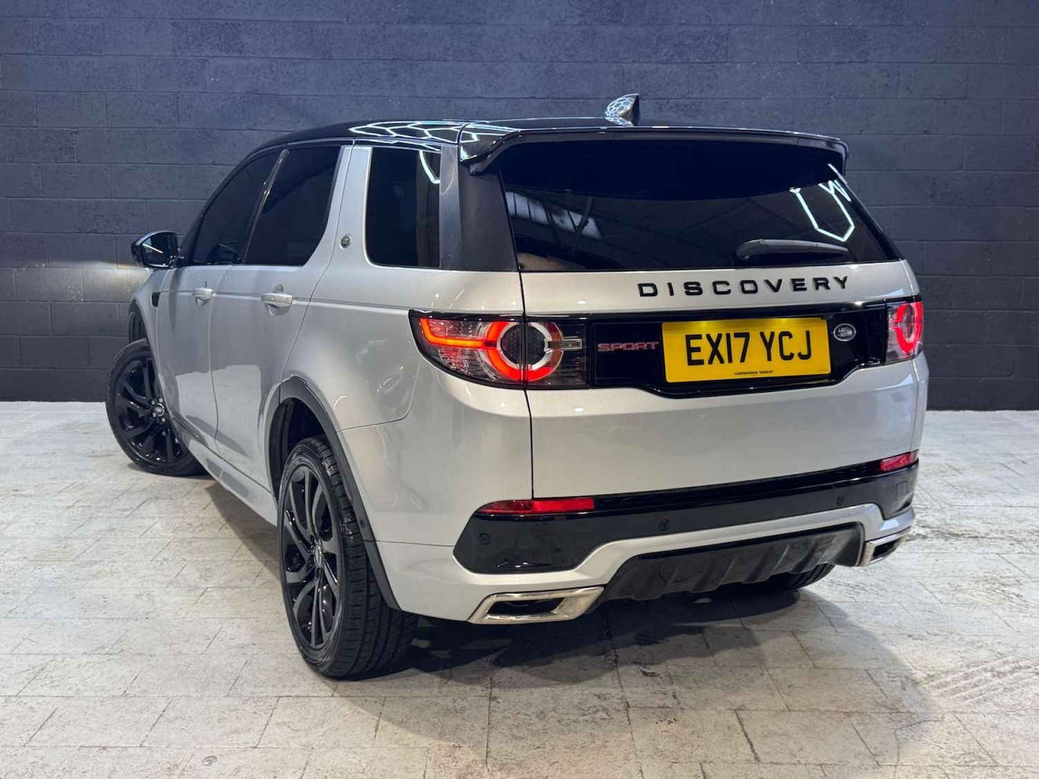 Used Land Rover Discovery Sport 2017 for sale - 77035686: Photo 5