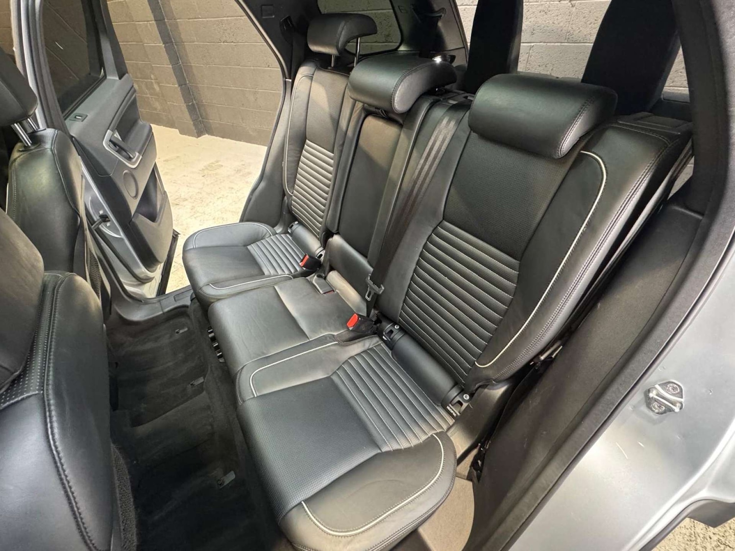 Used Land Rover Discovery Sport 2017 for sale - 77035686: Photo 71