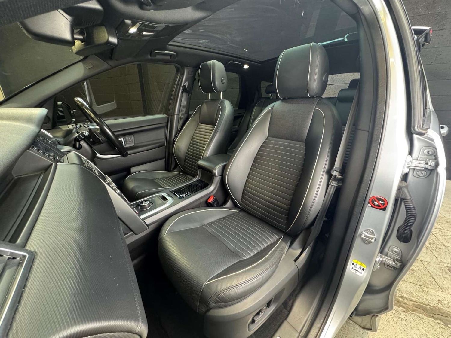 Used Land Rover Discovery Sport 2017 for sale - 77035686: Photo 83