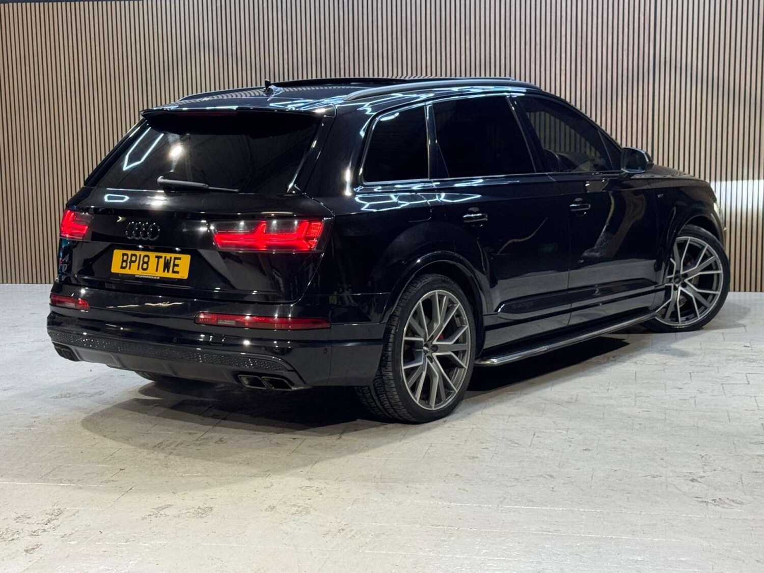 Used Audi Q7 2018 for sale - 77583912: Photo 24