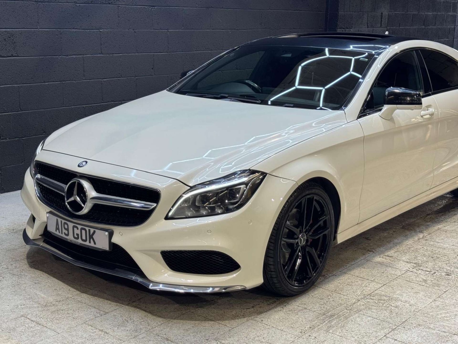 Used Mercedes-Benz CLS 2016 for sale - 76483219: Photo 27