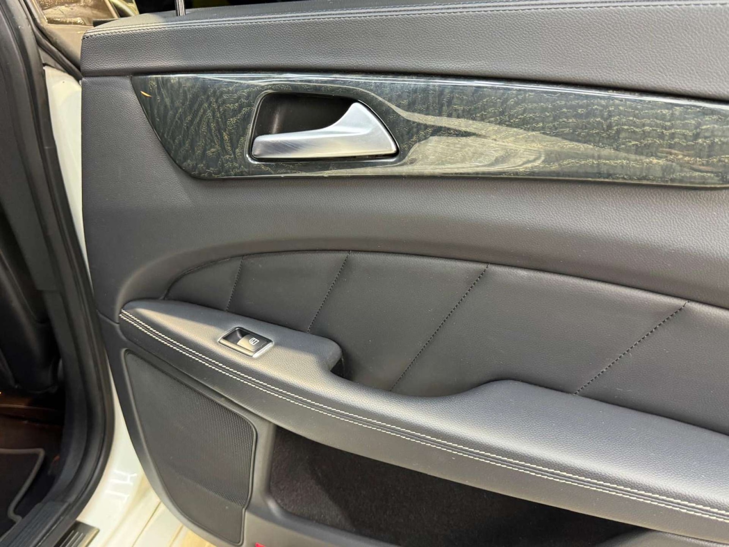 Used Mercedes-Benz CLS 2016 for sale - 76483219: Photo 69