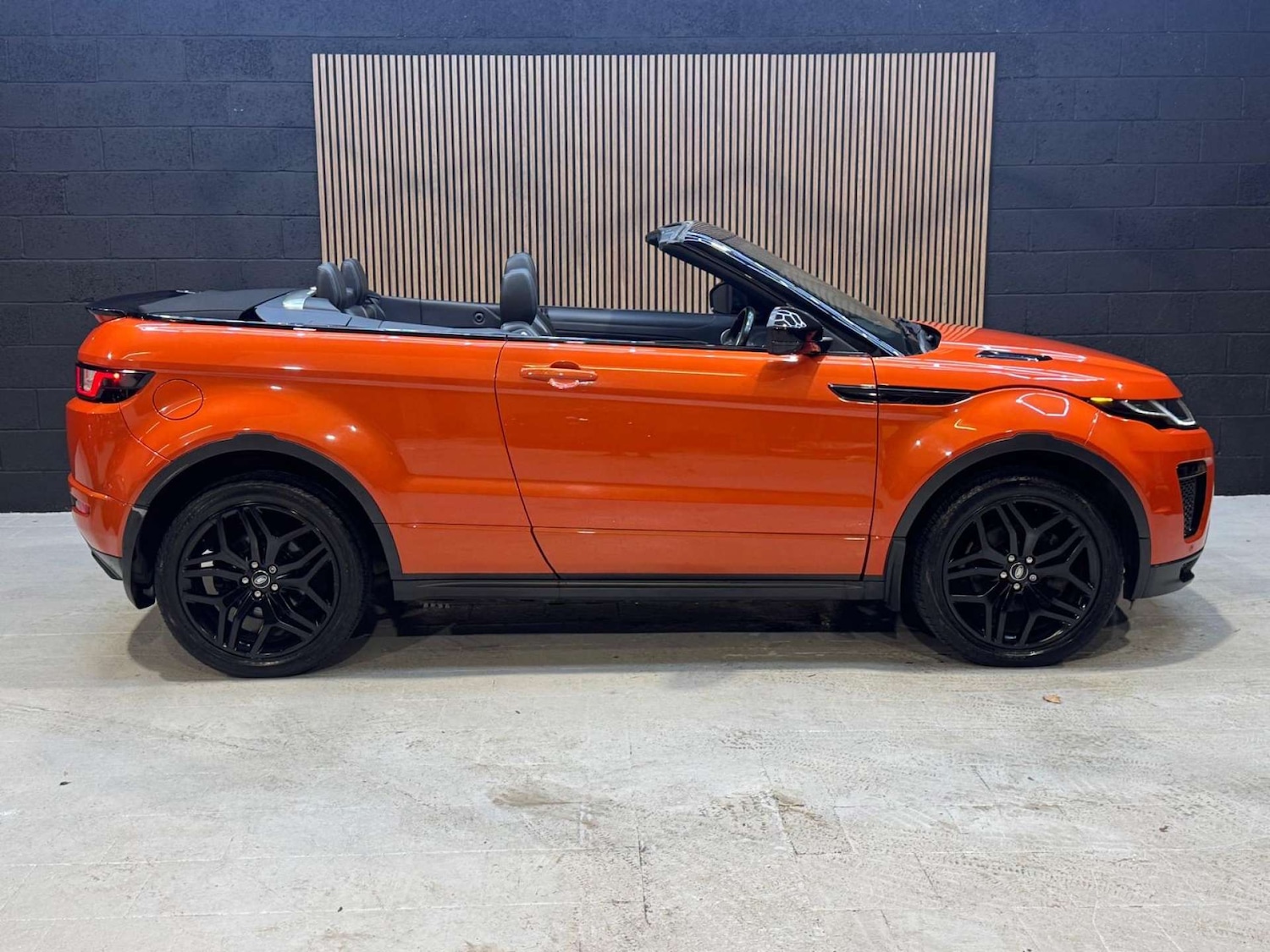 Used Land Rover Range Rover Evoque 2016 for sale - 76829799: Photo 17