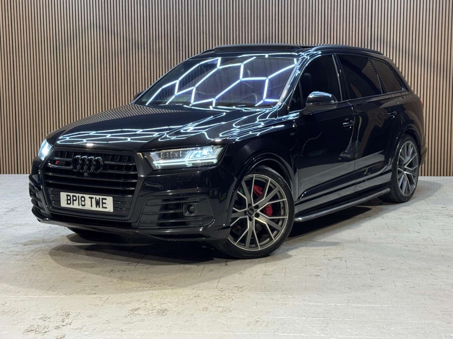 Used Audi Q7 2018 for sale - 77084208: Photo 4