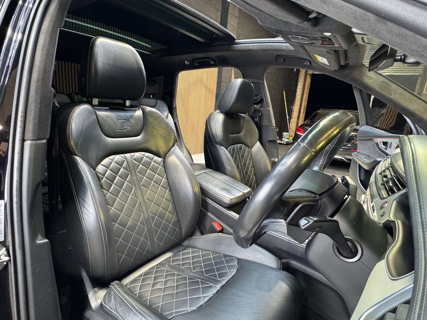 Used Audi Q7 2018 for sale - 77084208: Photo 43