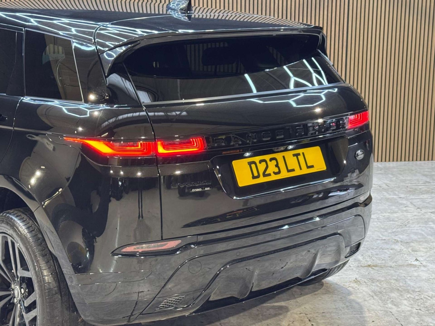 Used Land Rover Range Rover Evoque 2020 for sale - 77802720: Photo 27