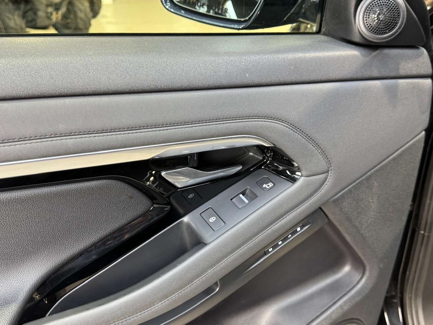 Used Land Rover Range Rover Evoque 2020 for sale - 77802720: Photo 76