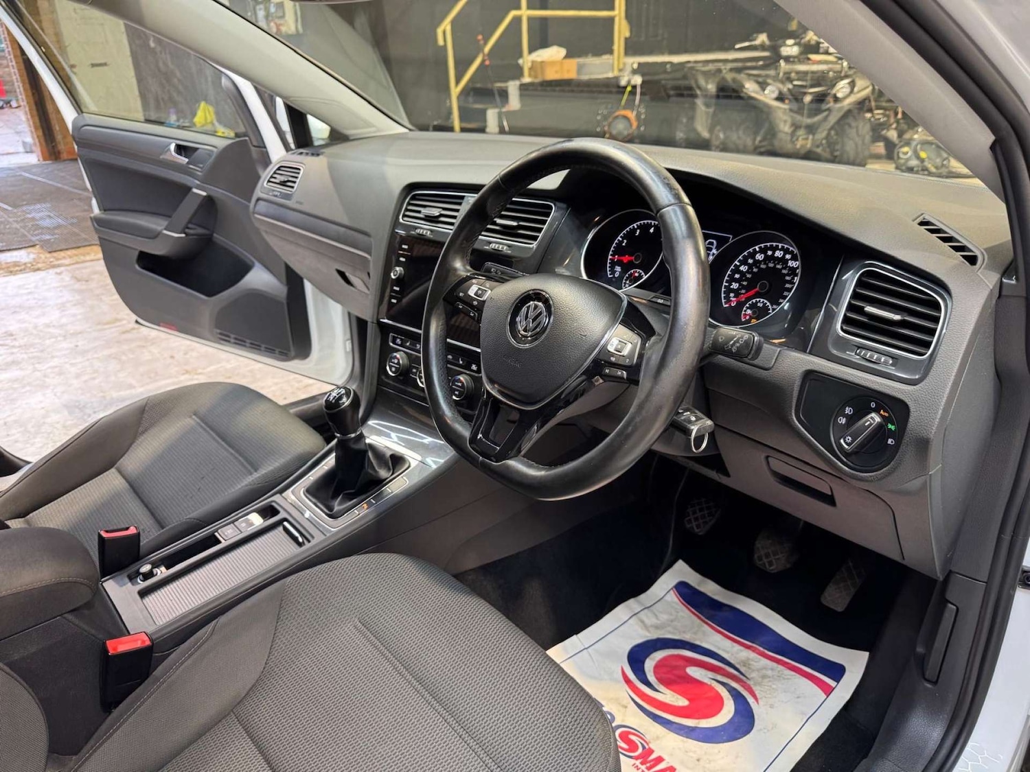 Used Volkswagen Golf 2019 for sale - 77551262: Photo 3