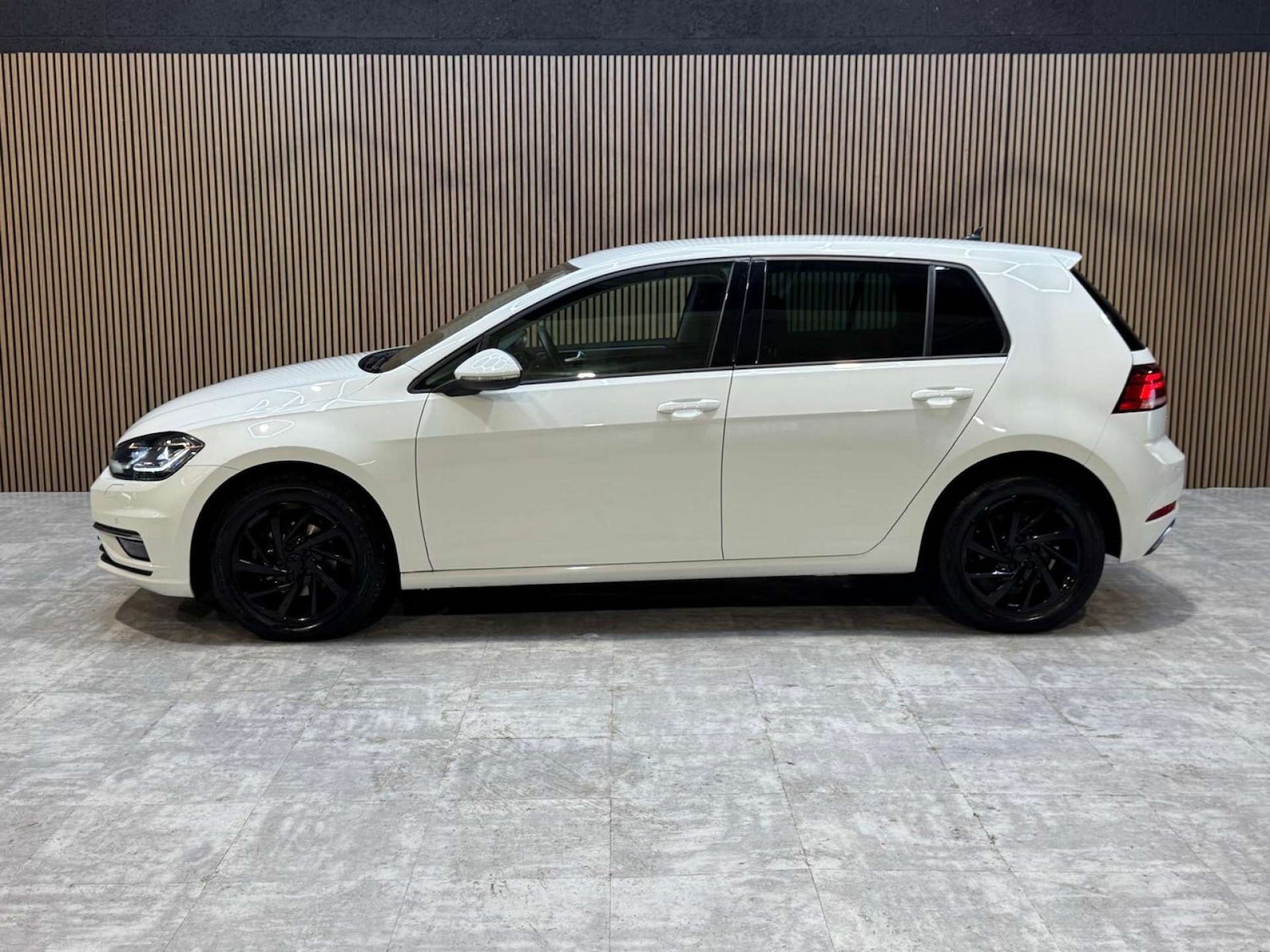 Used Volkswagen Golf 2019 for sale - 77551262: Photo 30