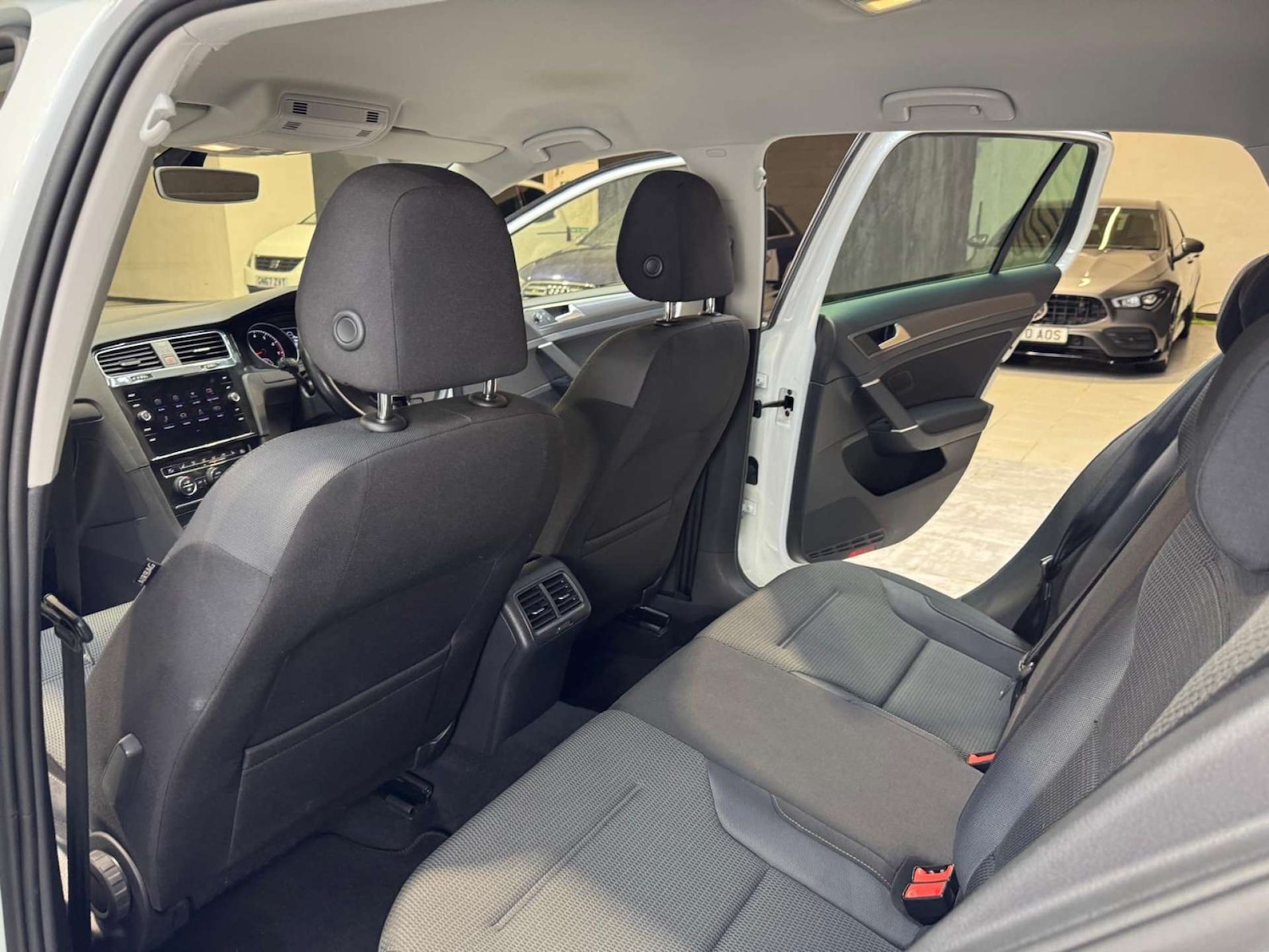 Used Volkswagen Golf 2019 for sale - 77551262: Photo 59