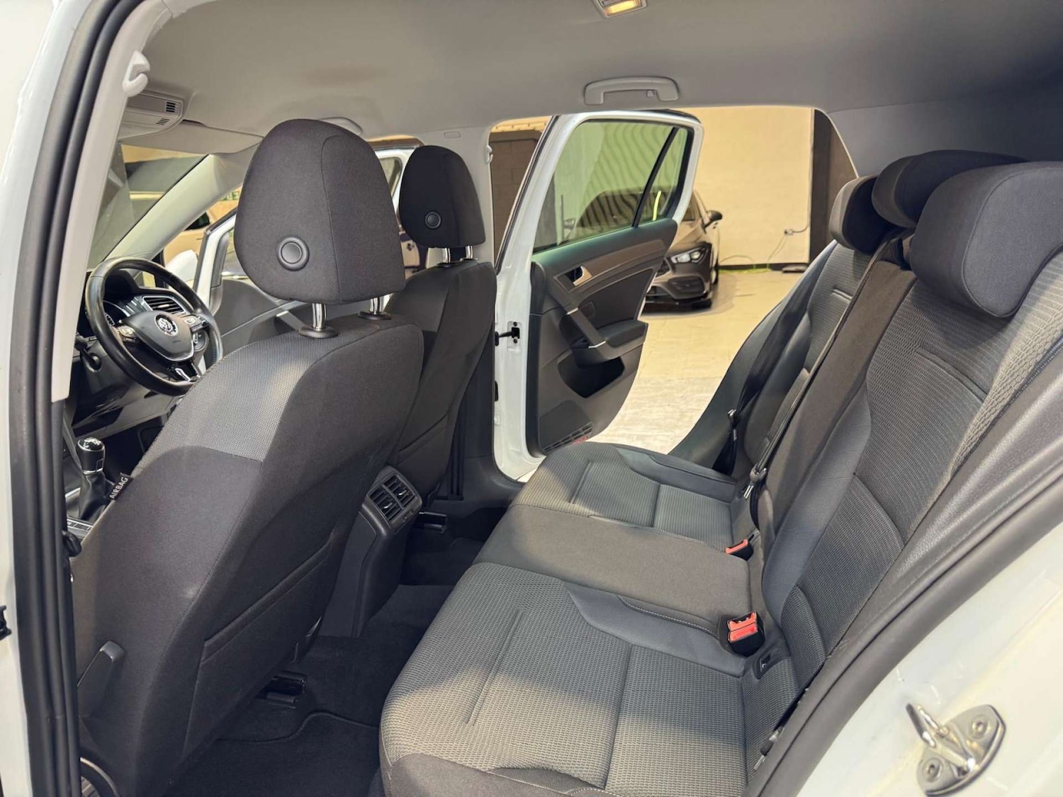 Used Volkswagen Golf 2019 for sale - 77551262: Photo 62