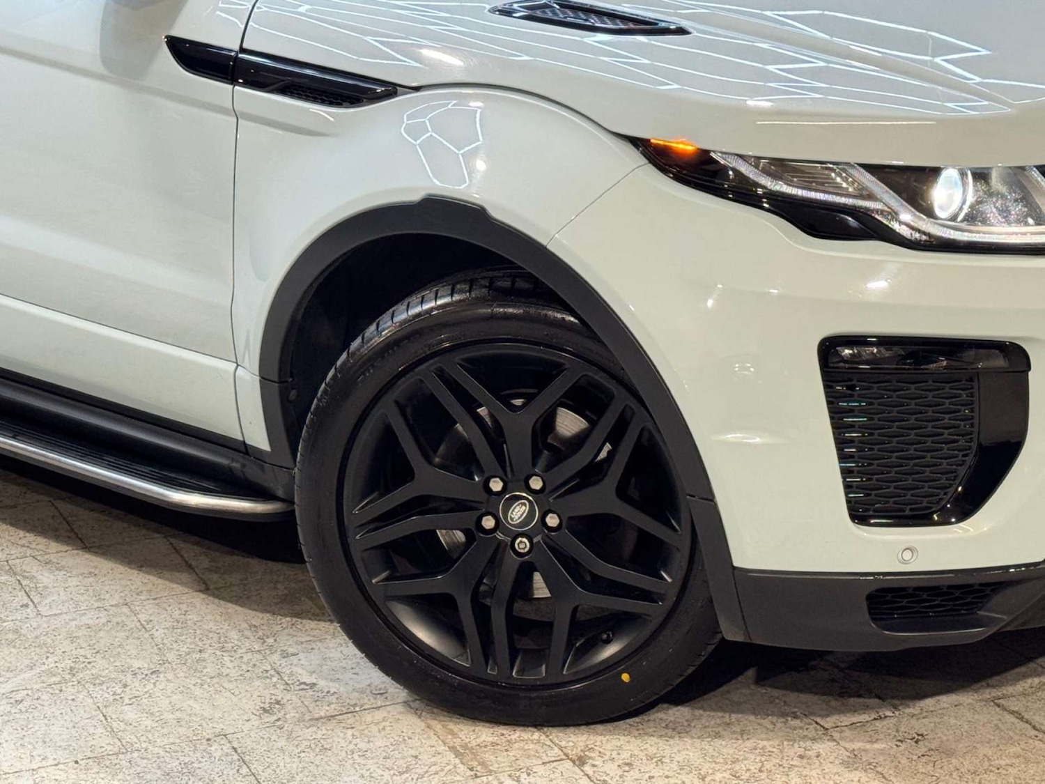 Used Land Rover Range Rover Evoque 2016 for sale - 76505132: Photo 12